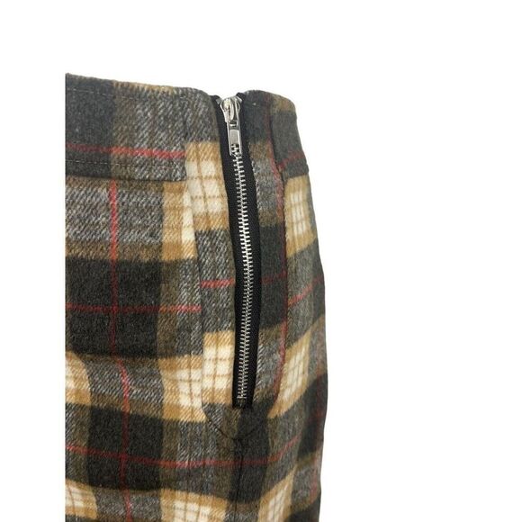 ✨POL Mini Skirt Size S Brown Tan Plaid Zip Front Flannel✨ - Picture 6 of 13